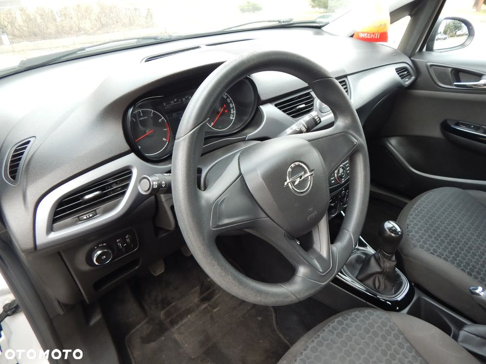 Opel Corsa 1.4 16V Cosmo - 14