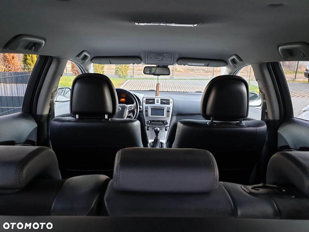 Toyota Avensis 2.0 D-4D Style - 6