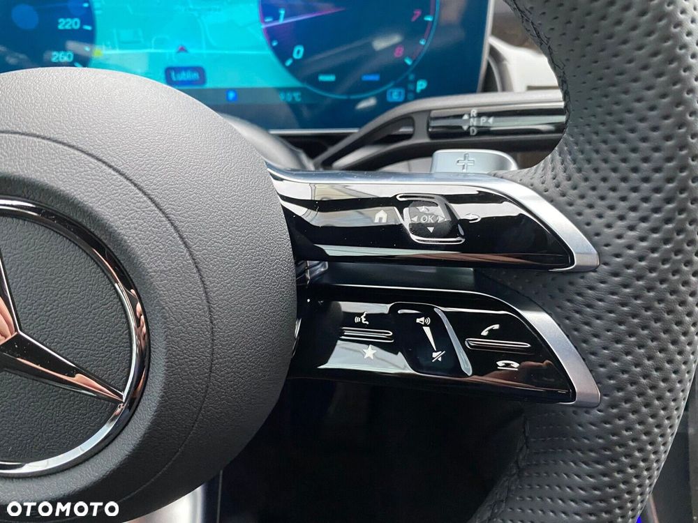 Mercedes-Benz GLC - 13