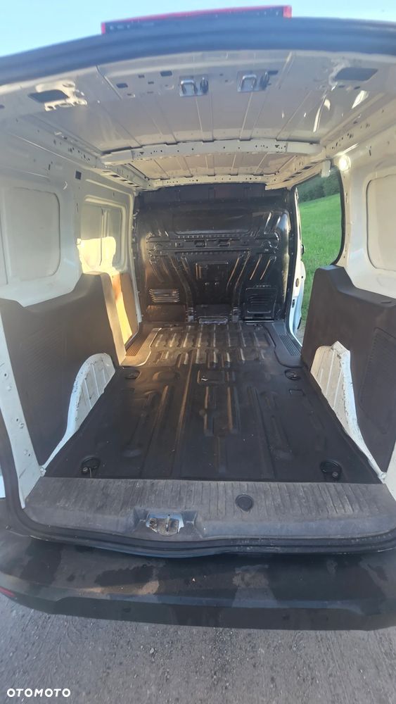 Ford Transit connect L2 - 9