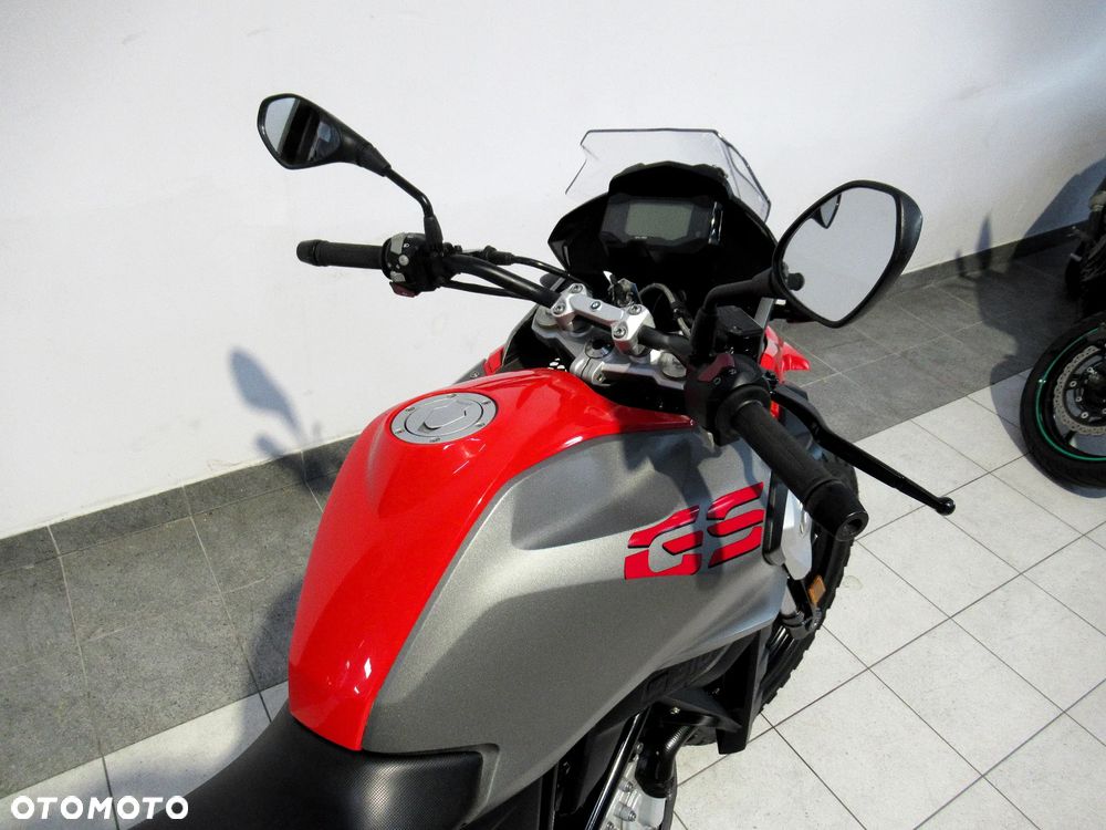 BMW G - 10