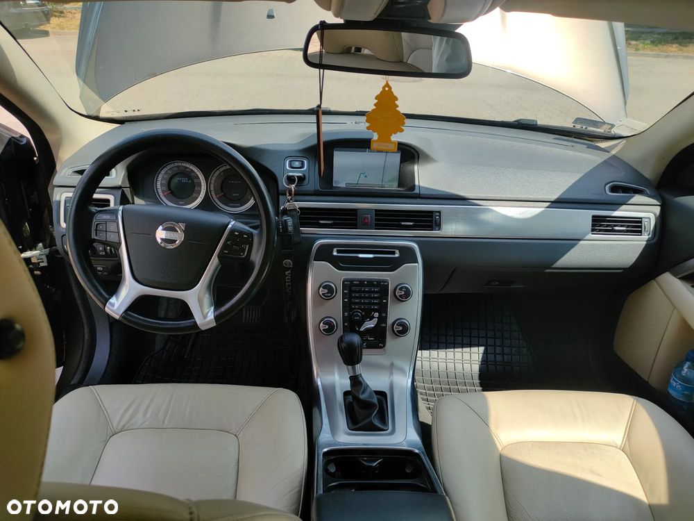 Volvo V70 D4 Momentum - 5