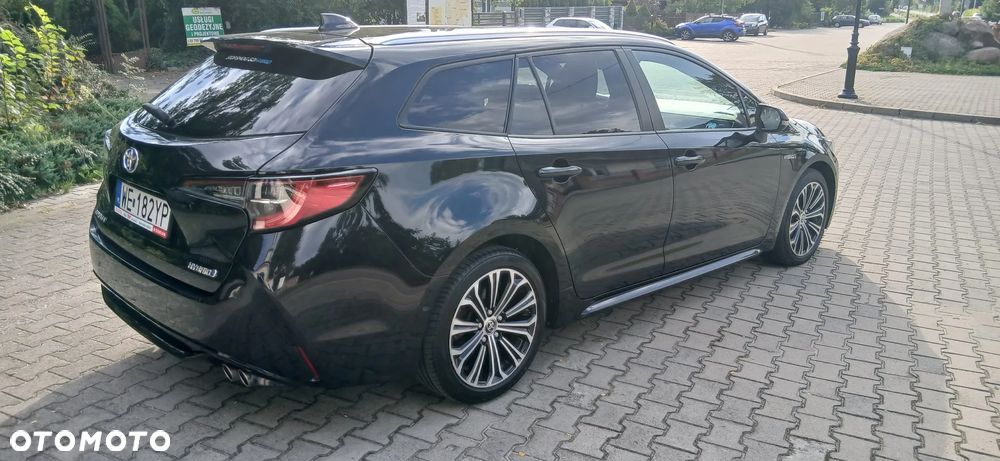 Toyota Corolla - 13