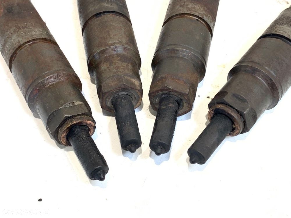 WTRYSKIWACZE KOMPLET  SEAT TOLEDO II (1M2) 1998 - 2006 1.9 TDI 66 kW [90 KM] olej napędowy 1999 - - 2