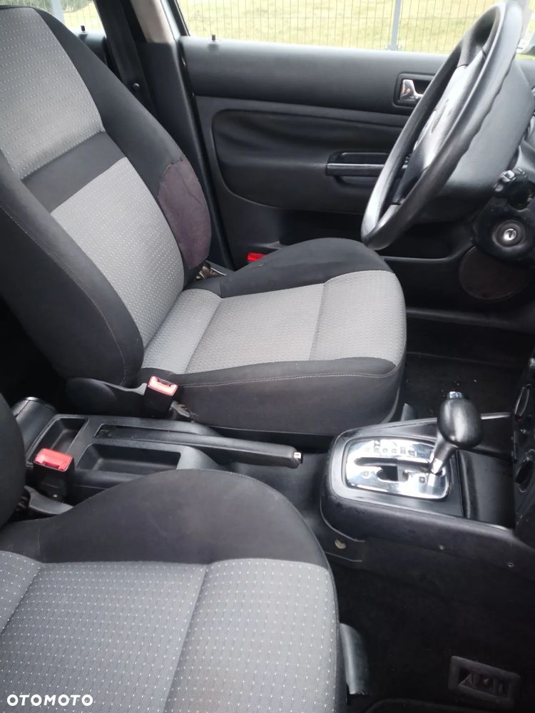 Volkswagen Golf Variant - 13