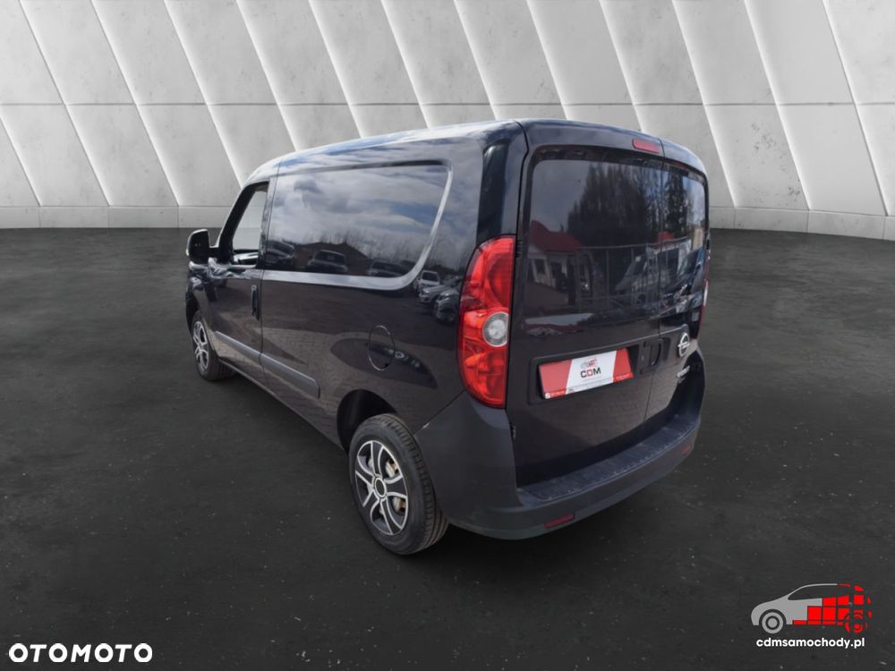 Opel COMBO - 8