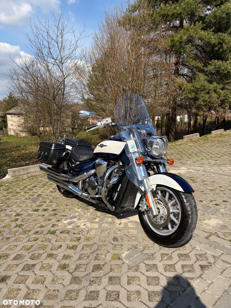 Suzuki Boulevard - 2