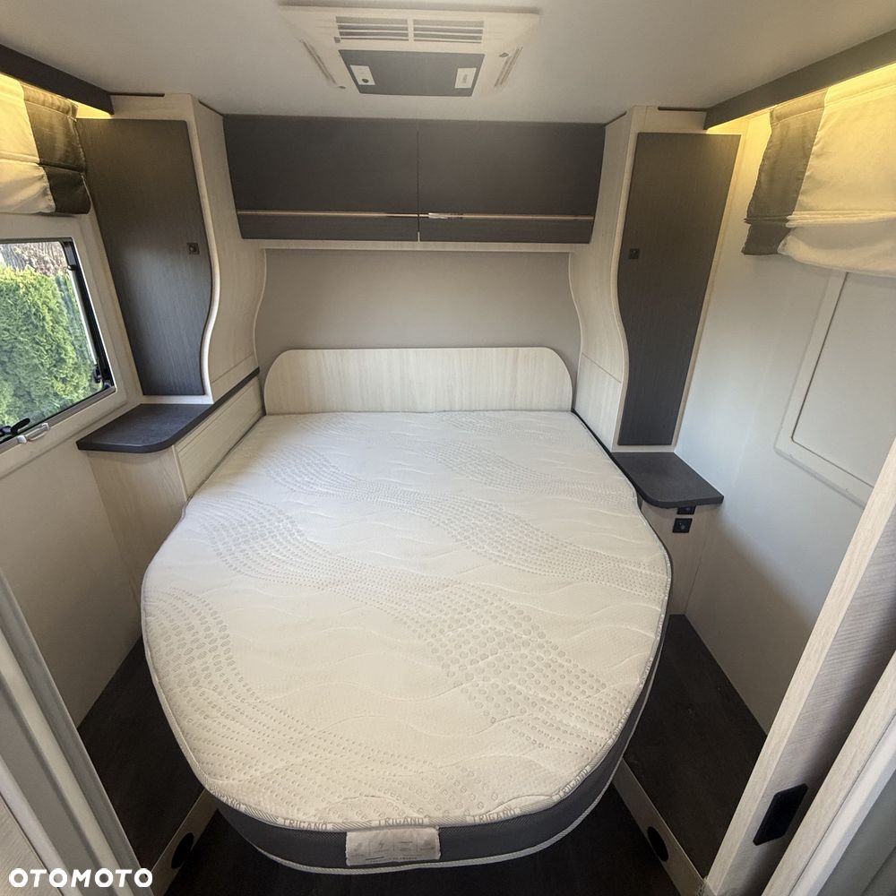 Ford Chausson 788 Titanium Premium - 27