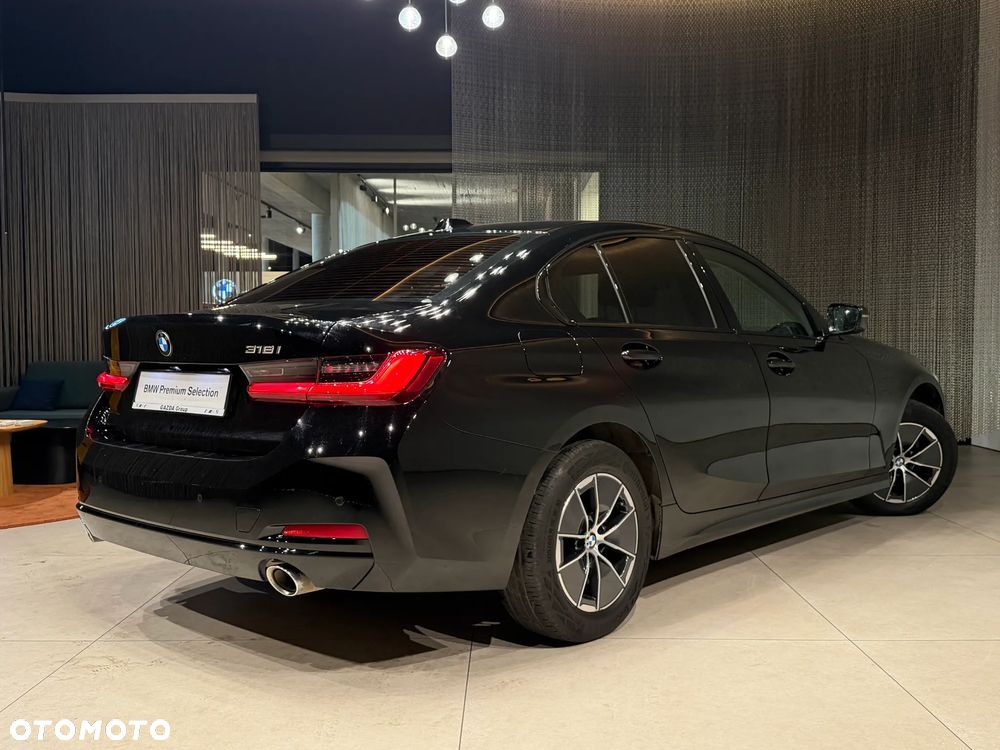BMW Seria 3 318i - 2