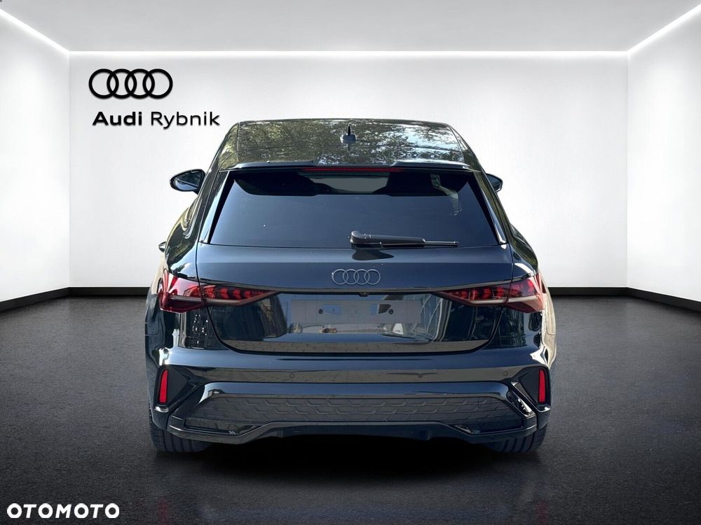 Audi A3 Sportback - 4