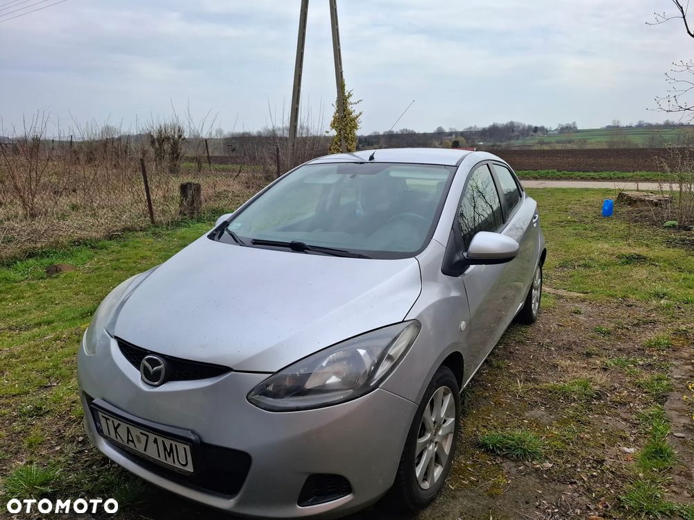 Mazda 2 - 6