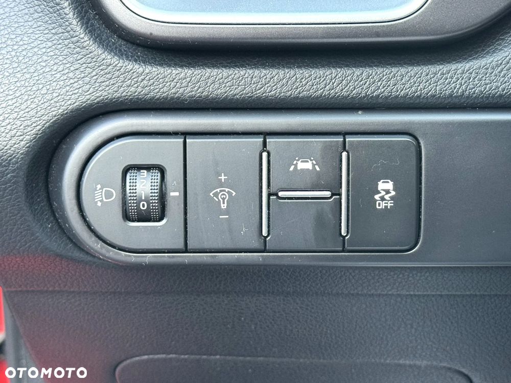Kia Ceed 1.4 T-GDI L DCT - 21