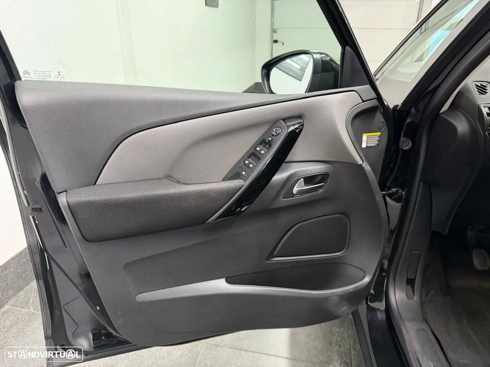 Citroën C4 Grand Picasso 1.6 BlueHDi Exclusive - 24
