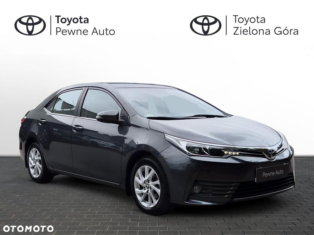 Toyota Corolla 1.6 Classic Plus - 7