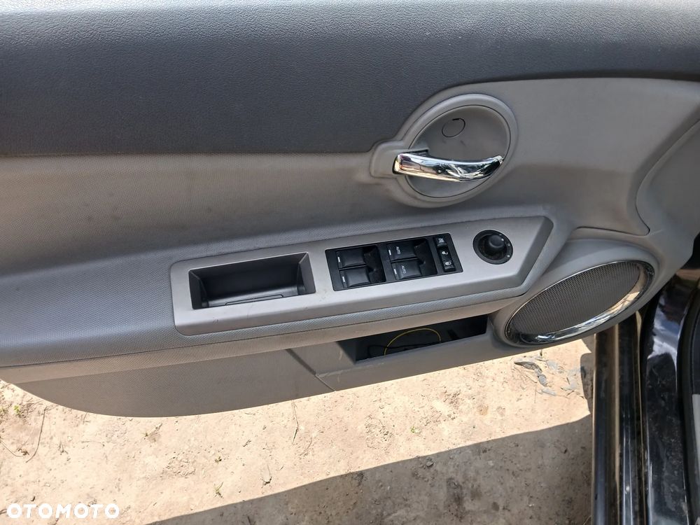 dodge avenger I SXT kod lakieru nieczytelny maska pokrywa silnika klapa bagażnika zderzak lampa - 7