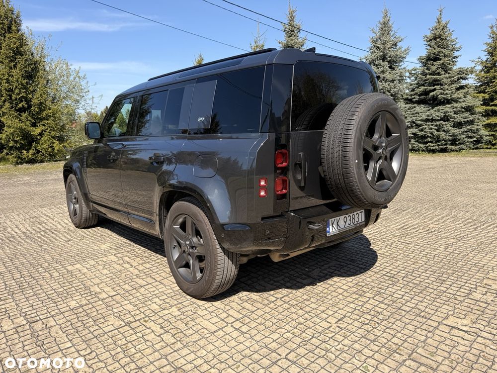Land Rover Defender - 4