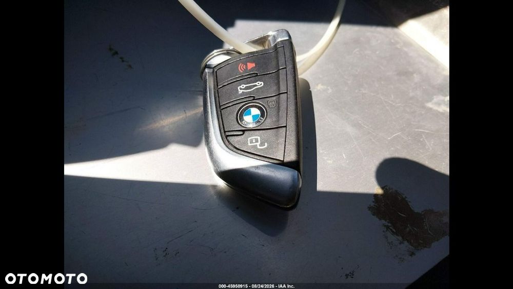 BMW Seria 3 330i M Sport - 11