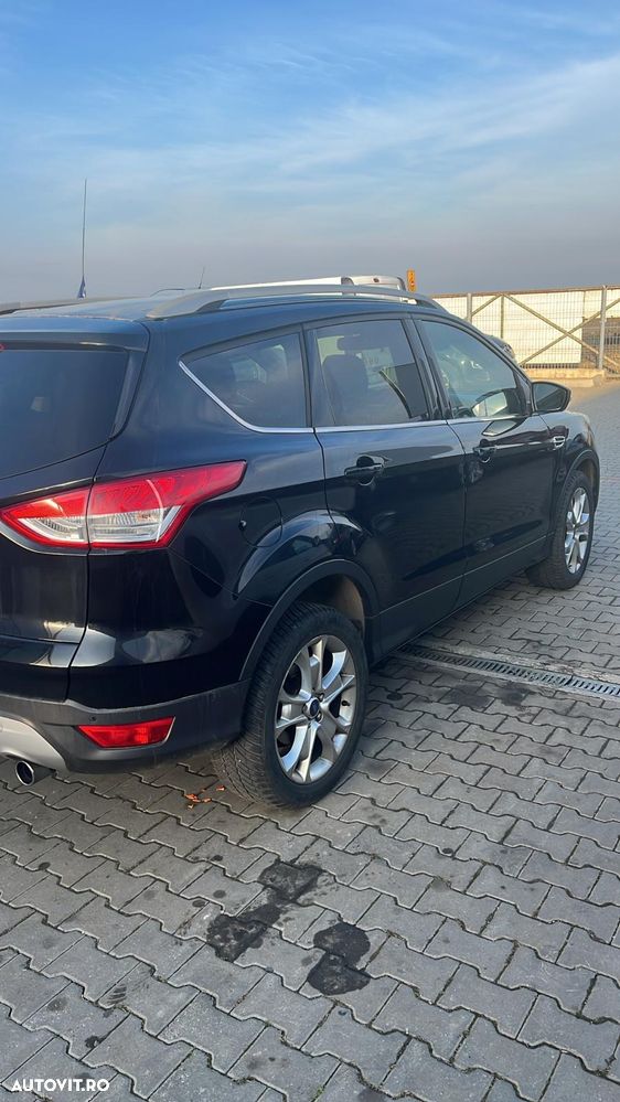 Dezmembram Ford Kuga 2.0 diesel 4x4 din 2014 - 4