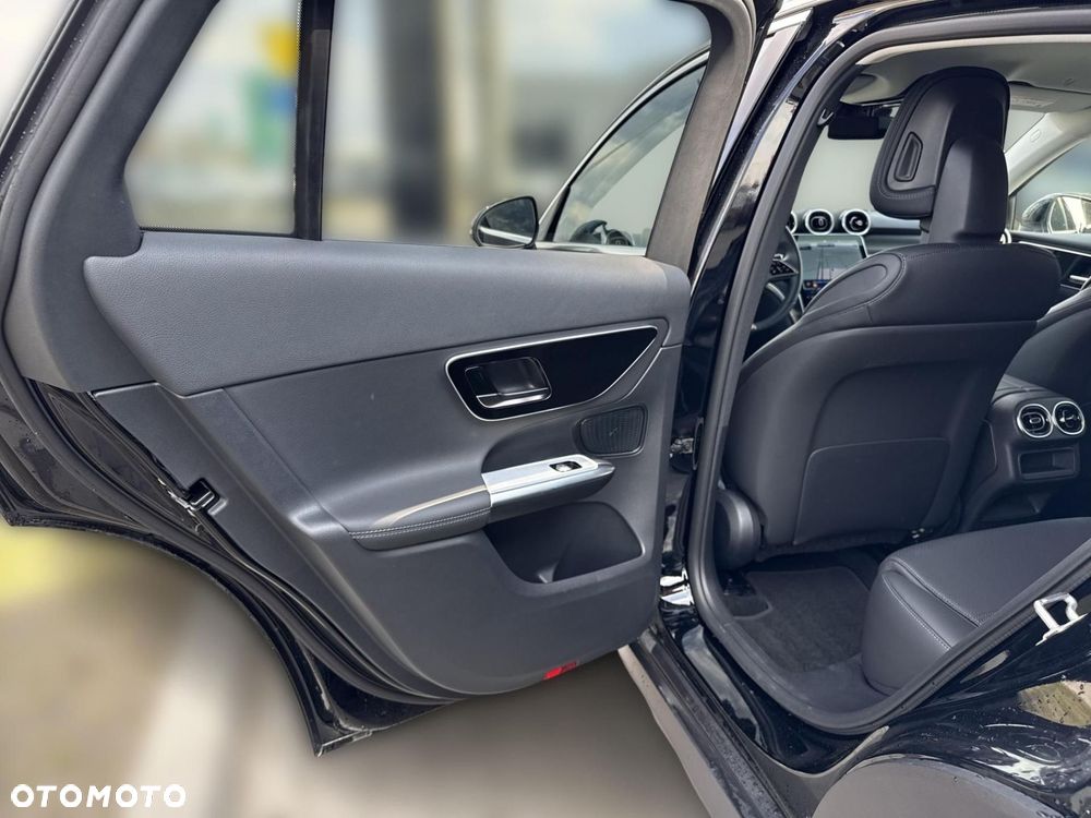 Mercedes-Benz GLC - 15