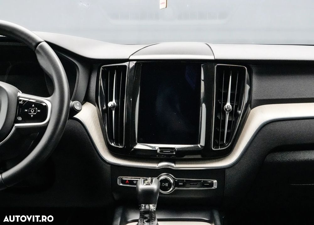 Volvo XC 60 B5 MHEV AWD Inscription - 19