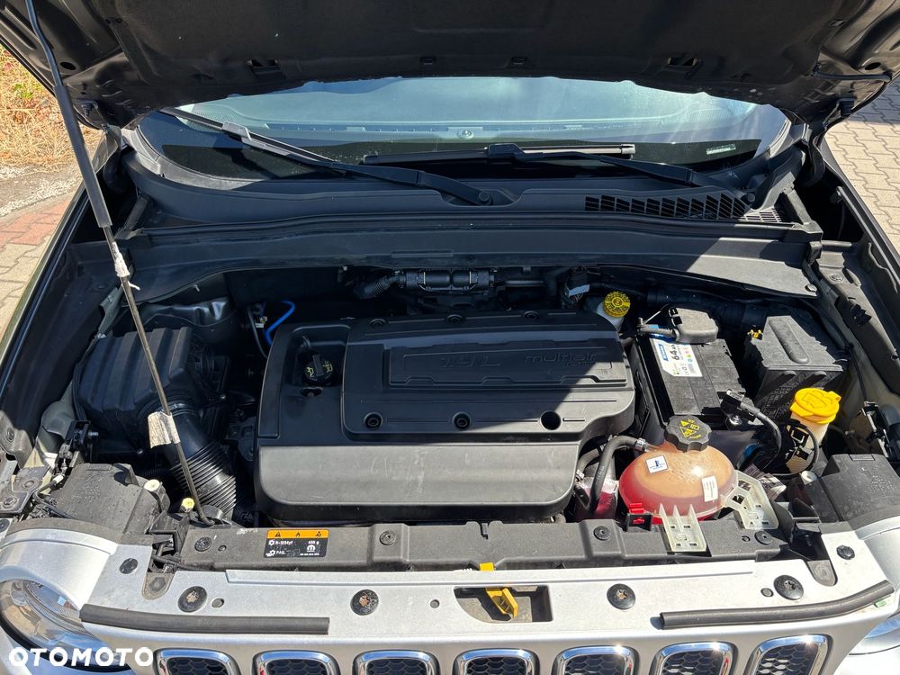 Jeep Renegade - 12