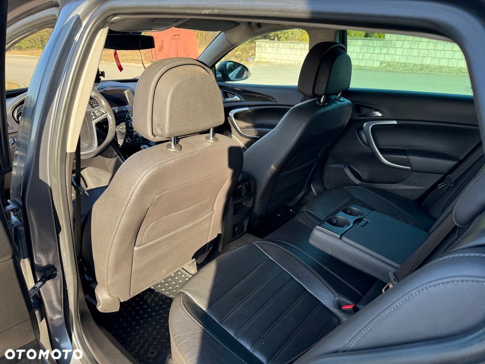 Opel Insignia 2.0 CDTI EcoFLEX Cosmo - 16