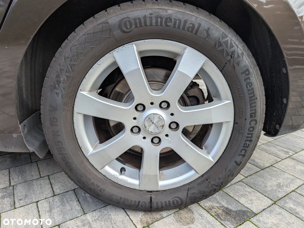 Kia Carens 1.6 GDI Edition 7 - 21