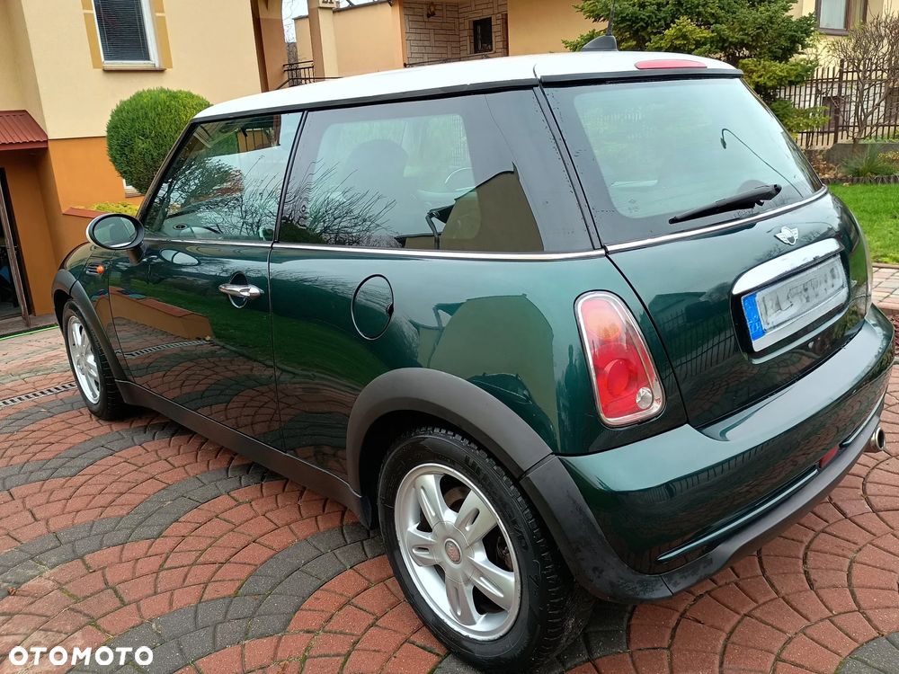 MINI Cooper Standard - 3