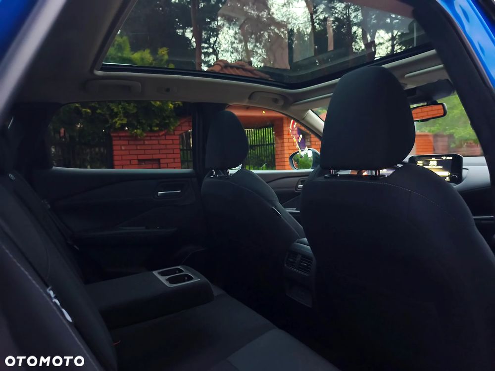 Nissan Qashqai 1.3 DIG-T mHEV N-Connecta Xtronic - 17