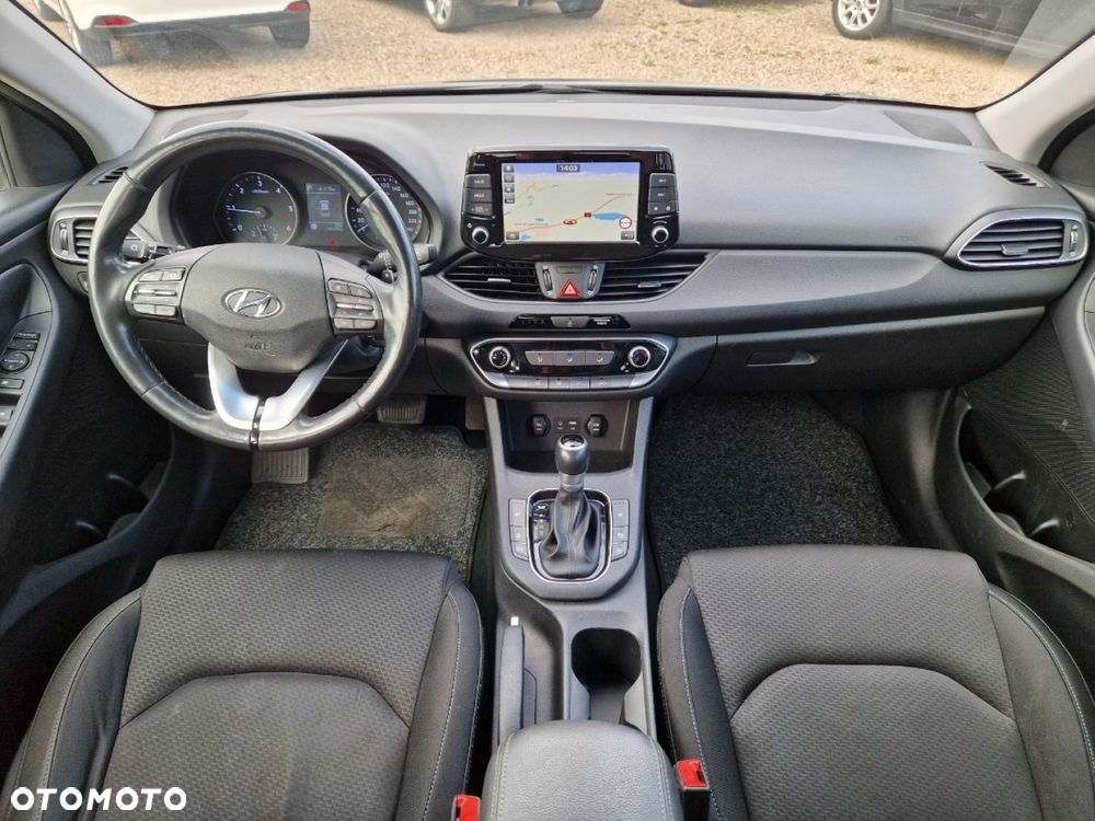 Hyundai i30 i30cw 1.6 CRDi Automatik Style - 7