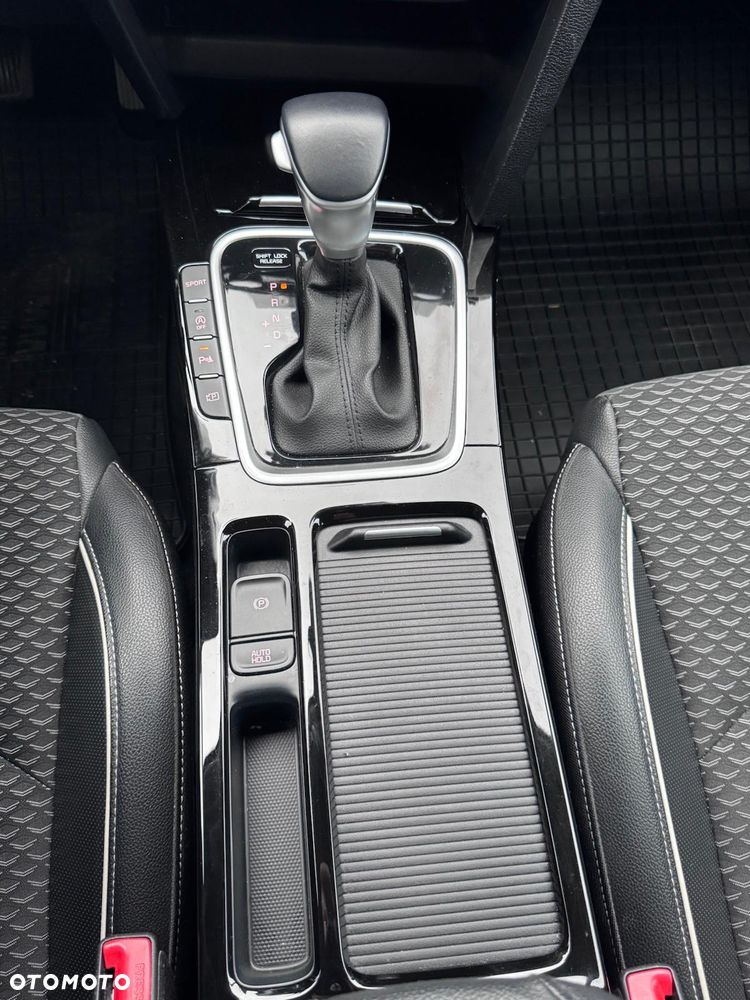 Kia Ceed 1.5 T-GDI L DCT - 25