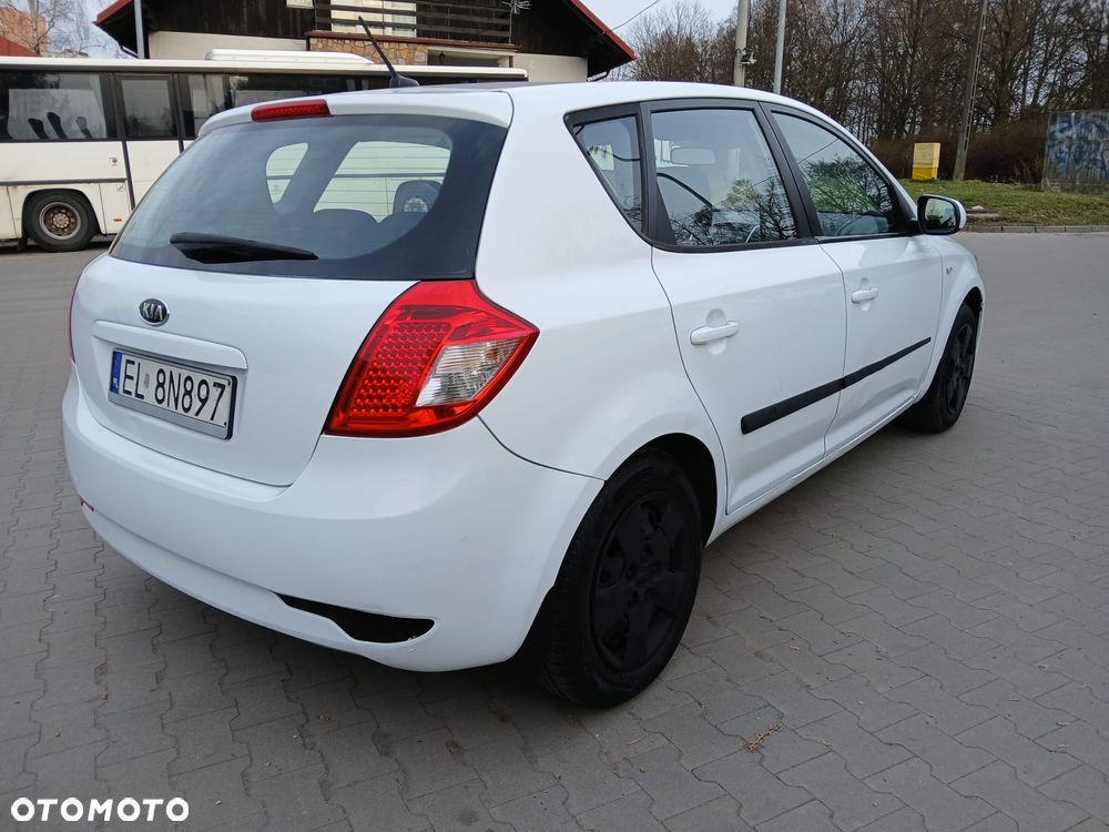 Kia Ceed 1.4 Comfort - 5
