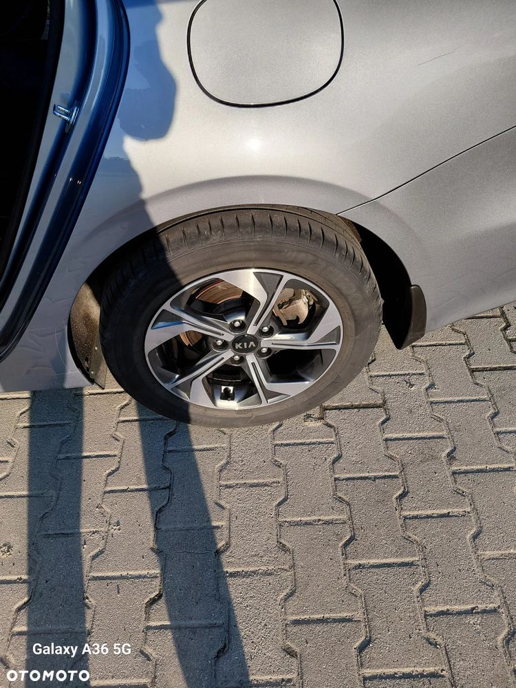 Kia Ceed 1.6 CRDi mHEV M - 31