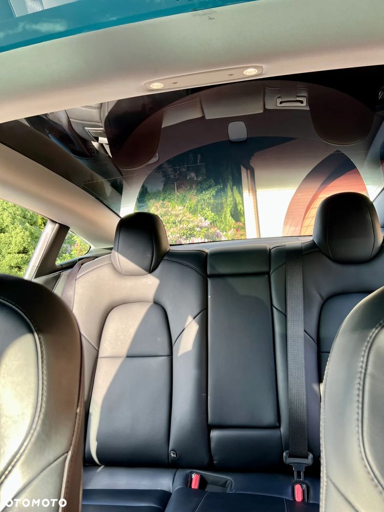 Tesla Model 3 - 26