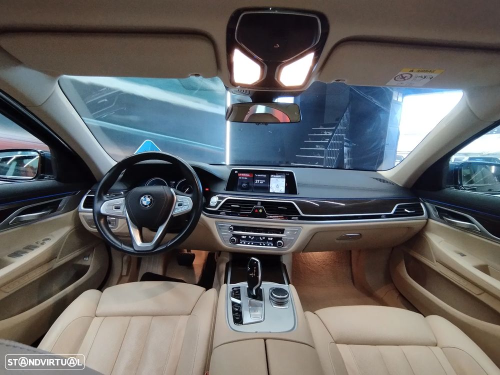 BMW 740 e iPerformance - 21