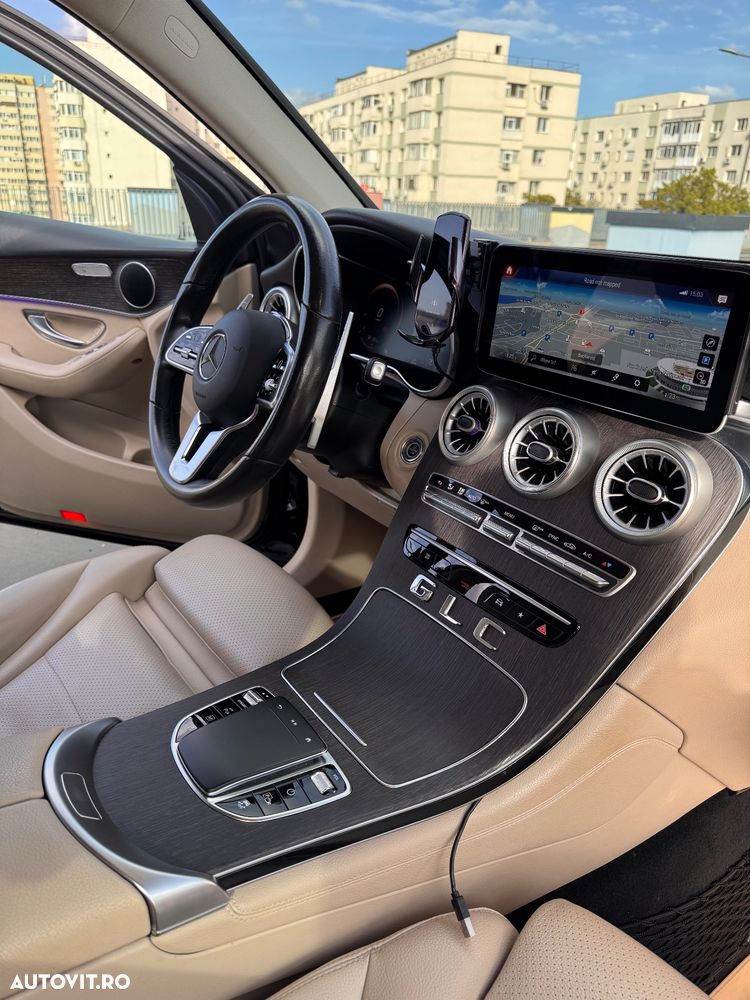 Mercedes-Benz GLC 200 4MATIC - 4