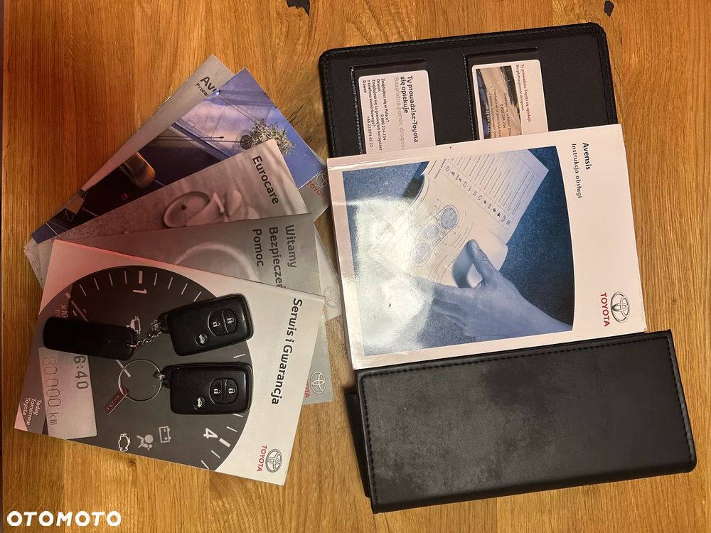 Toyota Avensis 2.0 Prestige - 5