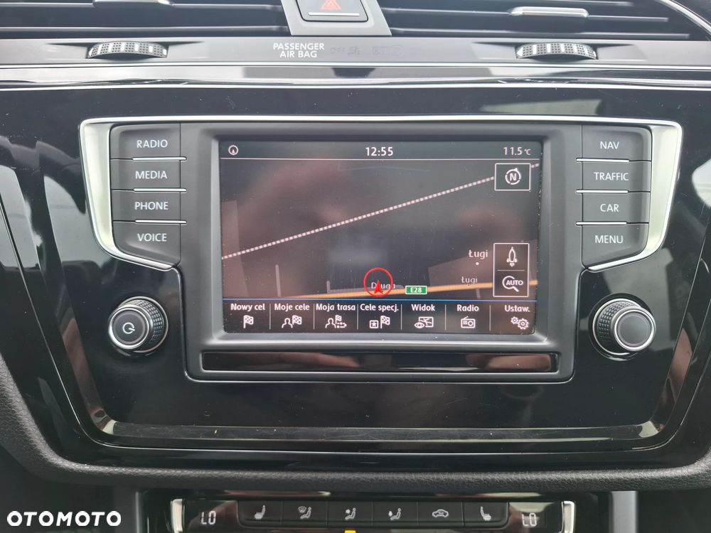 Volkswagen Touran 2.0 TDI BMT Highline DSG - 26
