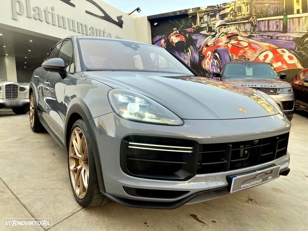 Porsche Cayenne Coupé Turbo - 1