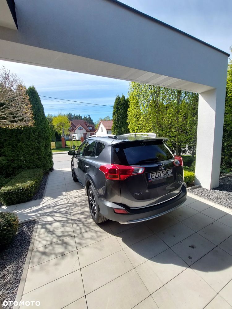 Toyota RAV4 2.0 D-4D Prestige - 4