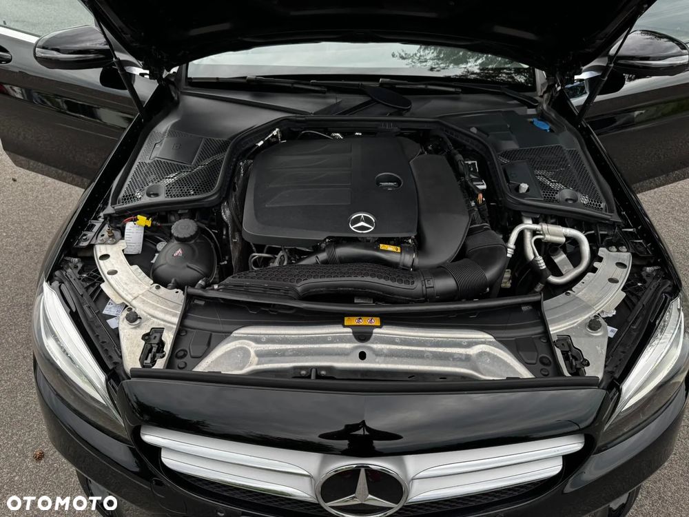 Mercedes-Benz Klasa C 180 9G-TRONIC - 12