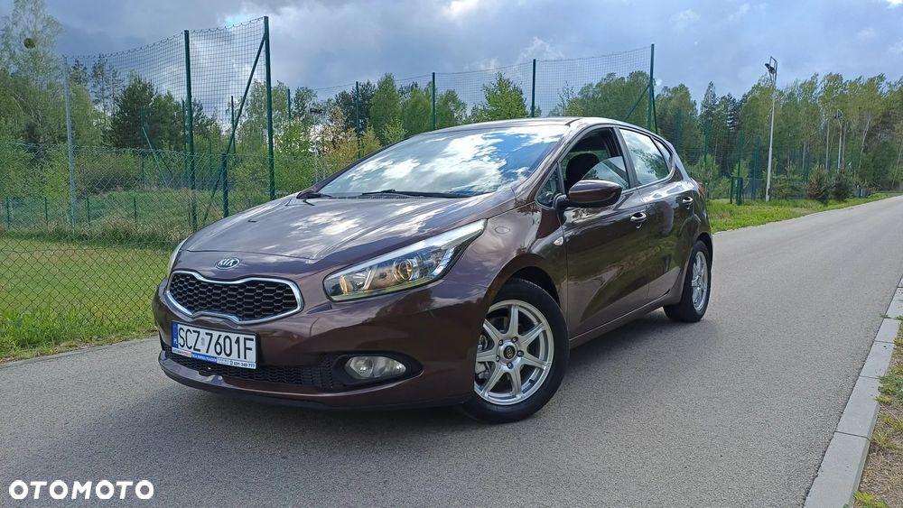 Kia Ceed - 1