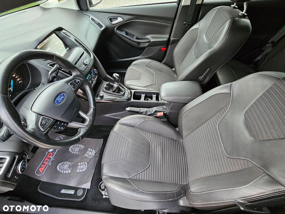 Ford Focus Turnier 1.0 EcoBoost Start-Stopp-System TITANIUM X - 7