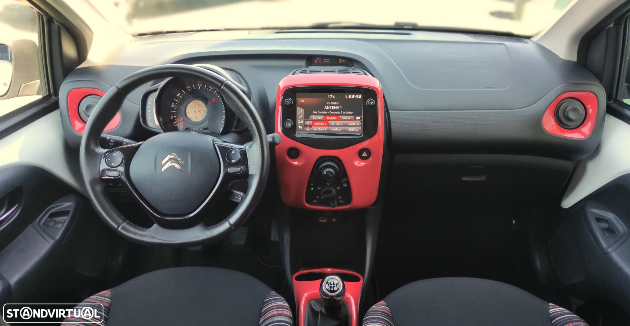 Citroën C1 Airscape 1.0 VTi Shine - 10