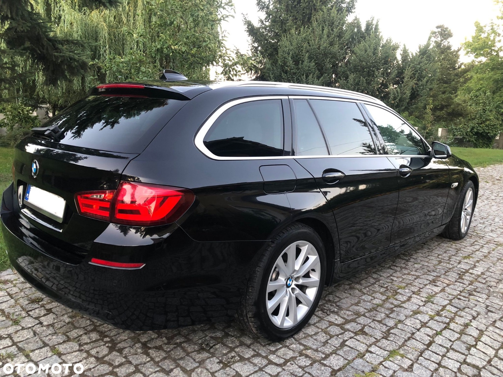 BMW Seria 5 525d xDrive - 4
