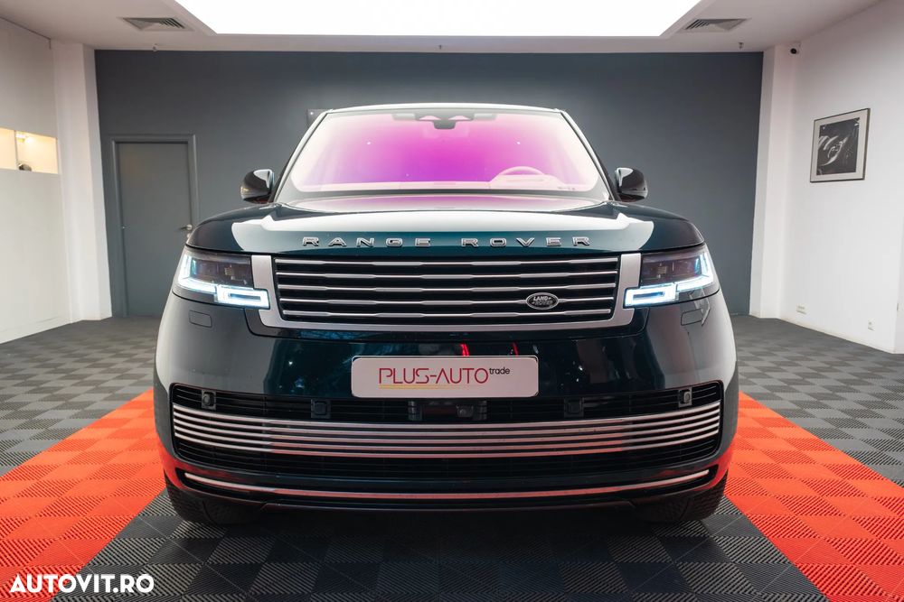 Land Rover Range Rover 4.4 V8 P530 LWB SV - 2