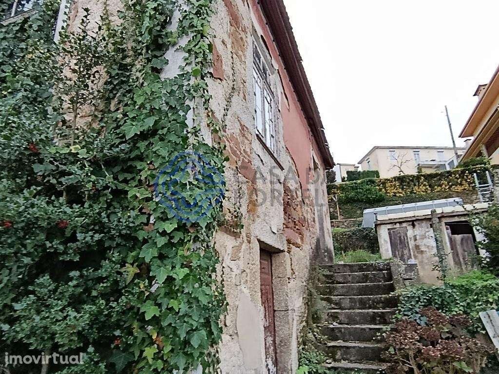 Moradia em Pedra | 4 frentes | 2 pisos | Terreno | Reabilitação | Sant - Grande imagem: 4/26