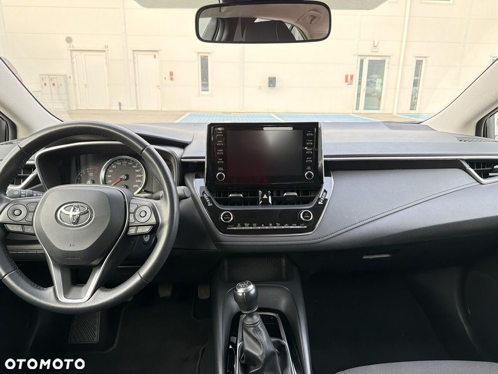 Toyota Corolla - 11