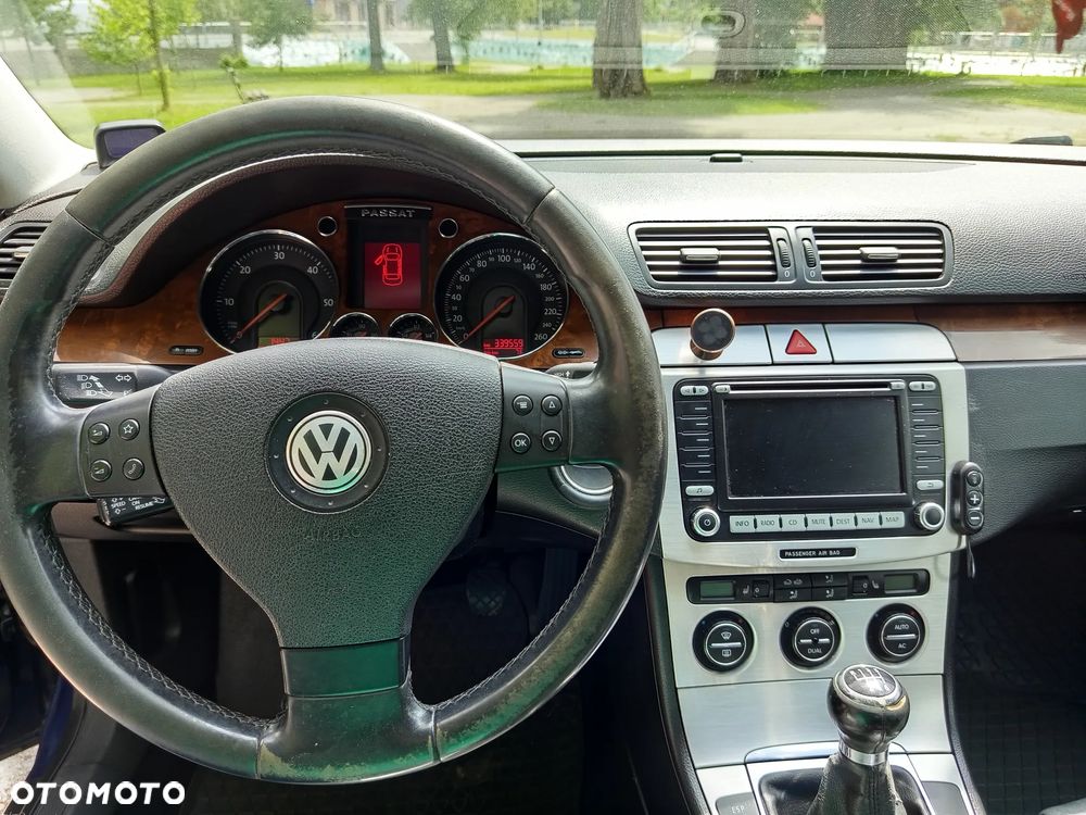 Volkswagen Passat 2.0 TDI 4Mot Highline - 8