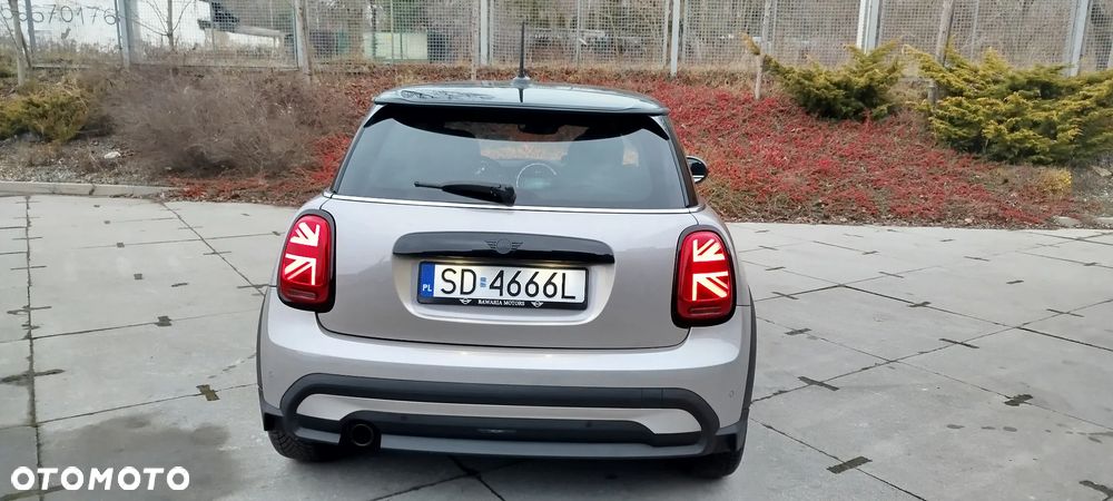 MINI Cooper Standard - 9